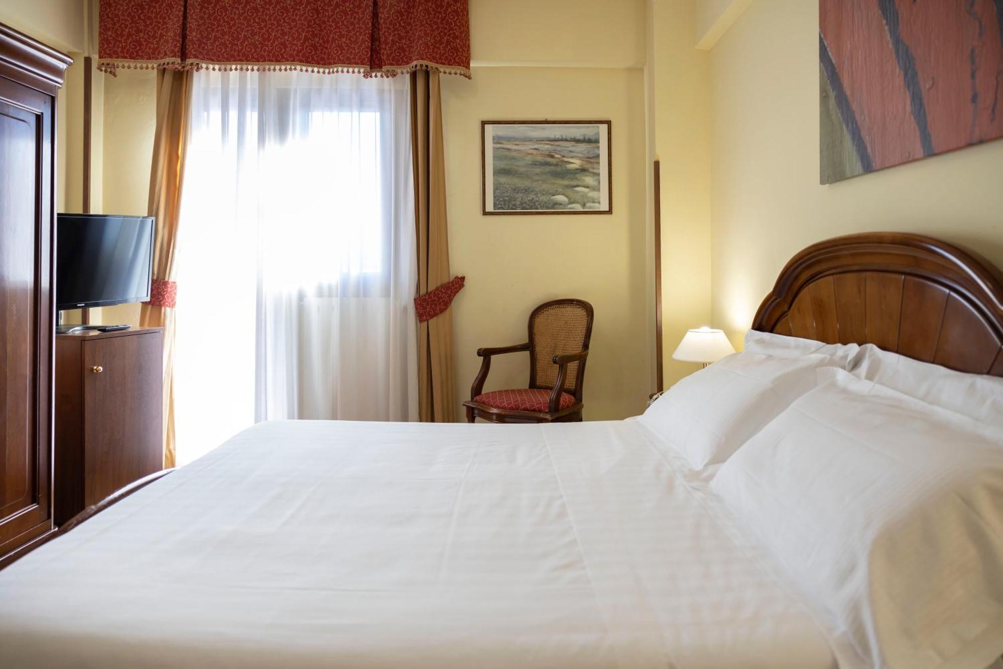 Grand Hotel del Parco Pescasseroli Habitación foto